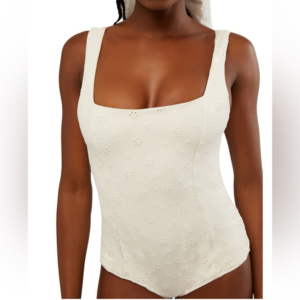 Eyelet Bodysuit white Vintage Style